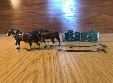 Britain's lead toy horses and field marker and gate 6F toy 1/32