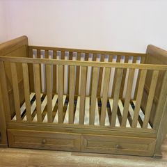 Cot bed