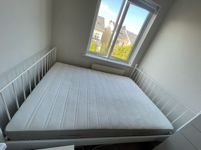 Free Double bed free to take away