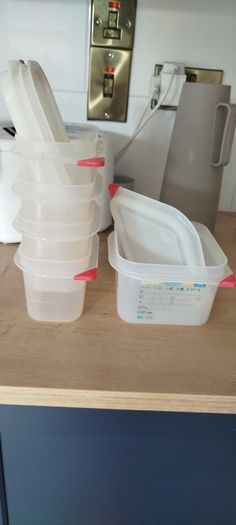 Plastic containers