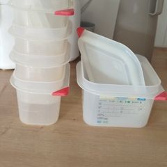Plastic containers