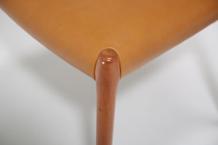 Mid Century Set of 8 x Teak and Tan Leather Dining Chairs Model 82 by Niels Otto Moller, 1960s