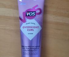 V05 overnight curl