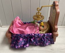 Disney Rapunzel Doll & Crib Set