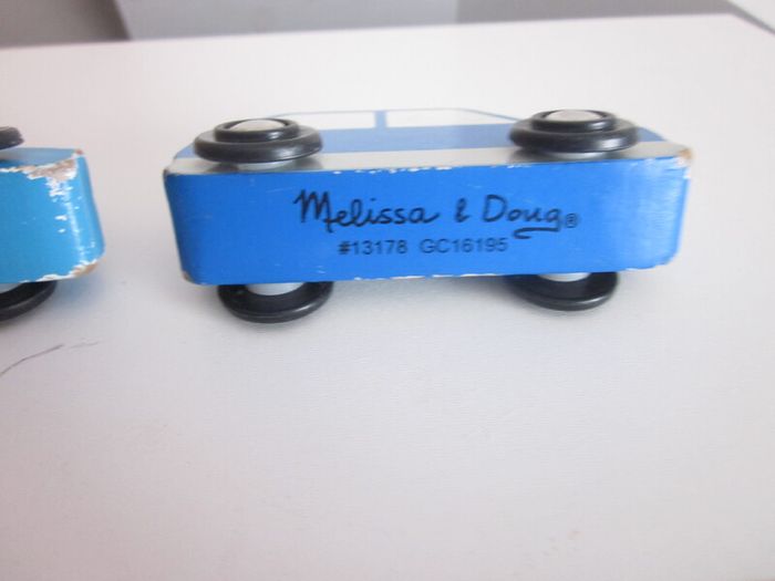 Melissa & Doug Wooden Car Set