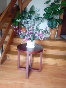 ( BRAND NEW ). Round Hard Wood End Table
