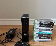 Xbox 360 games console 228GB hard drive with 15 games and 1 controller