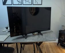 Philips 32-inch HD LED TV - excellent working condition.