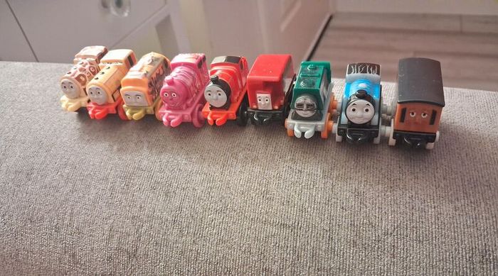x9 Bundle - Mattel Miniature Thomas The Tank Engine & Friends