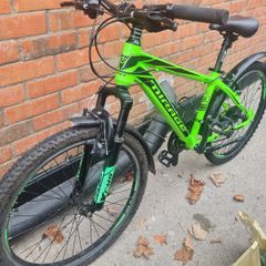 Childrens Bike - Green/Black age 8-10