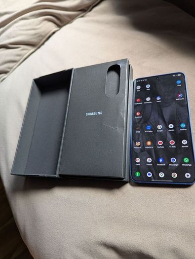 Samsung Galaxy s25 plus
