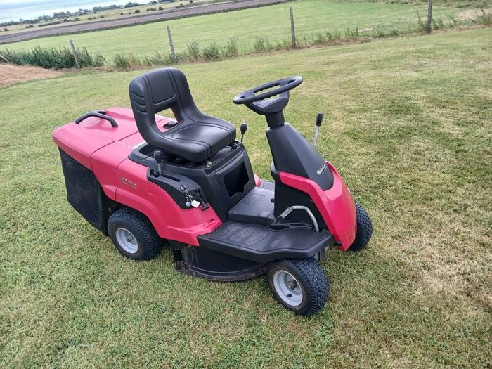 Ride on mower Mountfield 827m Petrol