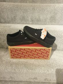 New VANS trainers size 3uk