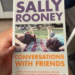 Sally Rooney - Conversation with friends