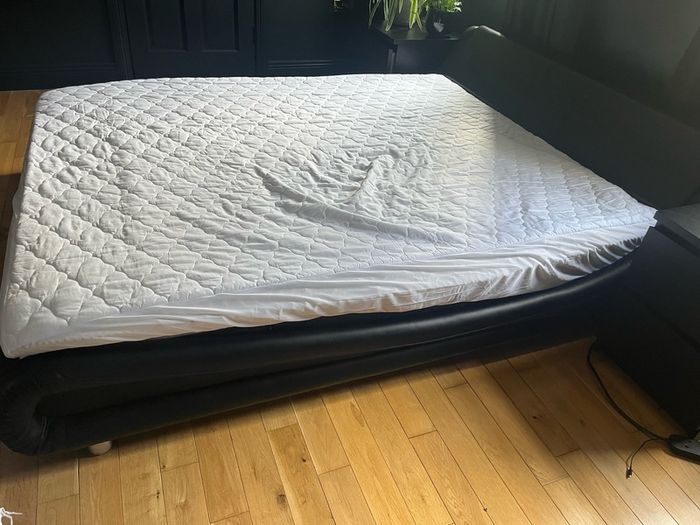 king bed frame
