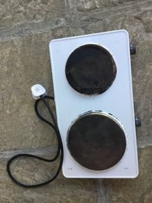 Dual hob plate