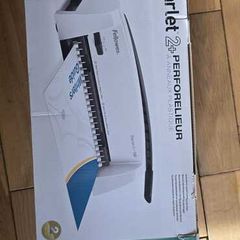 Fellowes Starlet 2+ Binding Machine - 12 Sheet Punch Capacity for A4 Documents - Manual Comb Binding Machine - 120 Sheet Binding Capacity - Ideal for Home Office