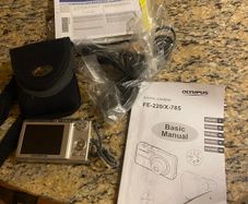 Olympus FE-220 / X-785 Digital Camera