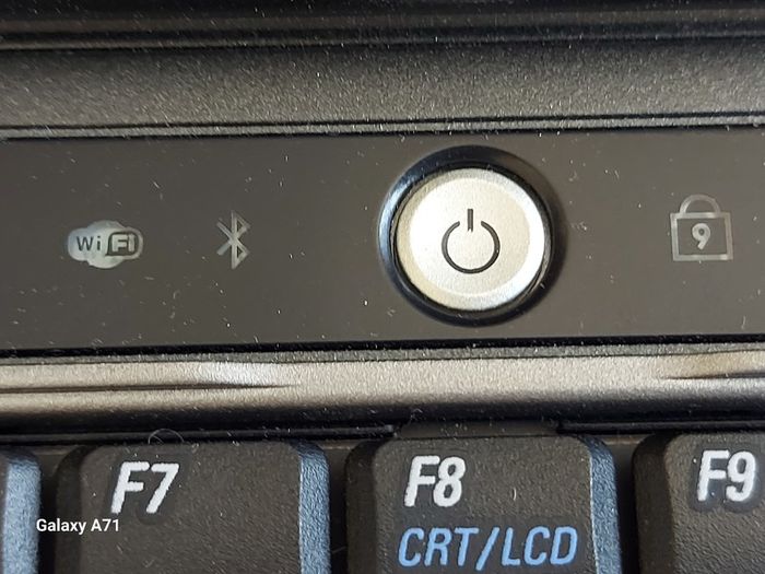 DELL LATITUDE D410, (Vintage), .5GB Ram, 40GB HDD, Original Windows XP, Excellent Battery and in super cosmetic condition,