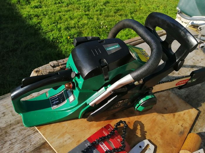 Chainsaw - Gardenline