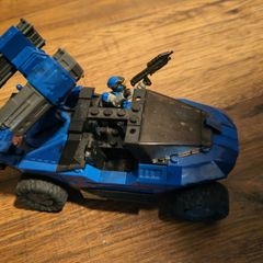 Halo Mega Bloks / Construx blue series Rockethog 97159 RARE