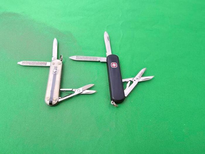 Vintage Discontinued  Wenger Esquire with Victorinox Classic Swiss Army Knife in Combo
