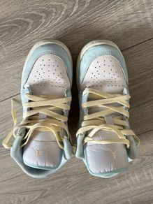 Jordan 1 low girls shoes UK5