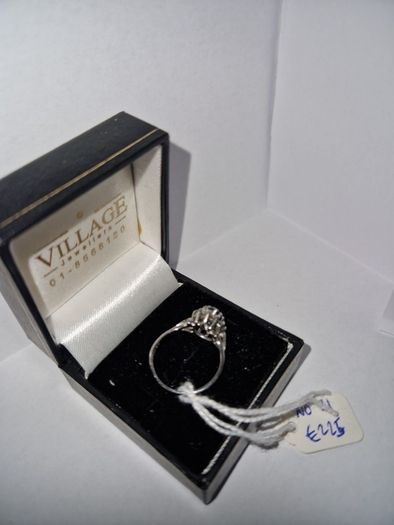 9ct white gold