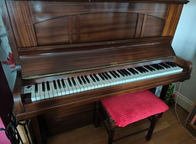 Piano & stool