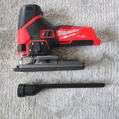 milwaukee m12 jigsaw
