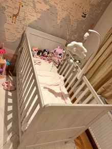 Manas and Papas cot