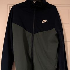 Nike boys tracksuits size XL