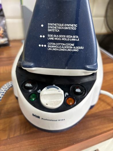 Prof Steam Iron
