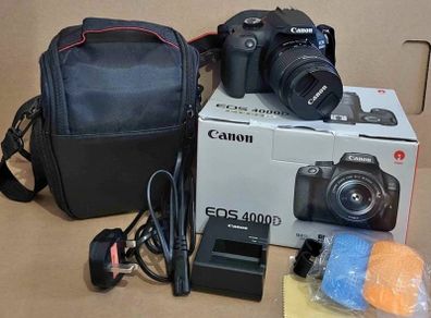 Camera Canon 4000D
