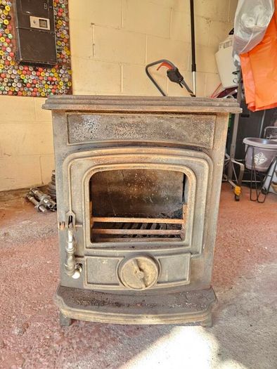 Mulberry Stove