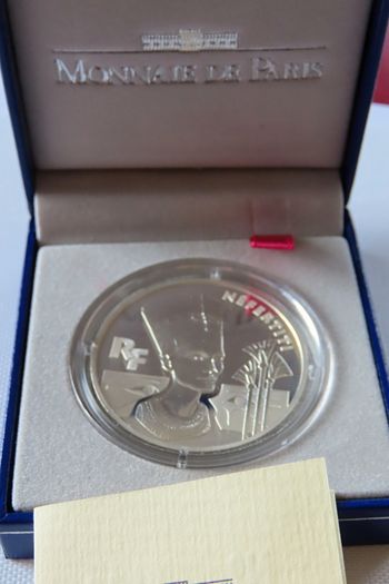 Nefertiti Treasures of the Nile France 10 Francs 1998 Silver Proof Coin Egypt Series
