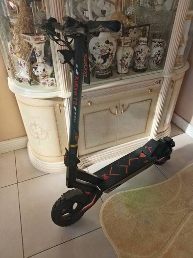 kurkin T3 electric scooter