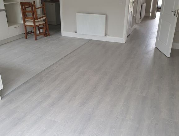 Laminate flooring service