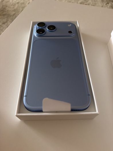 iPhone 18 Pro Max Glacier 512GB