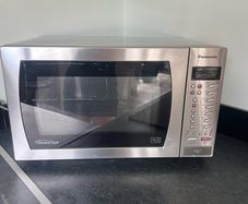 Microwave - fully working