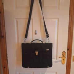 Office bag - Beautiful Roncato shoulder bag.