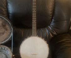 Tenor Banjo