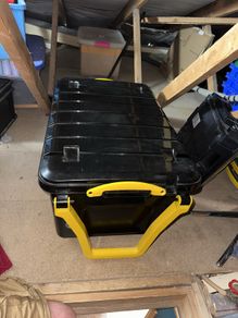 really useful trunk 64l on wheels as new