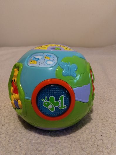 VTECH Roll and Learn Ball - Winnie the Pooh educational Musical toy