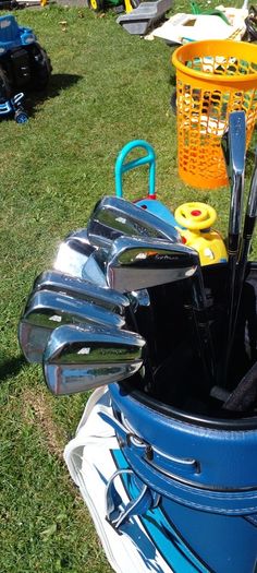 mizuno blades TP 19 and Staff Bag