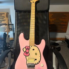 Squier Hello Kitty 2007
