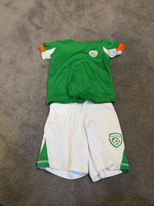 Dunnes boys Ireland jersey and shorts