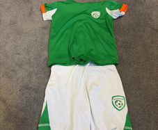 Dunnes boys Ireland jersey and shorts