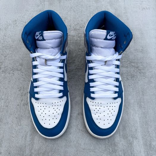 Nike Air Jordan 1 Retro OG