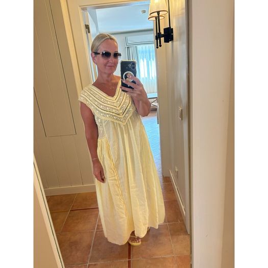 Zara yellow midi dress